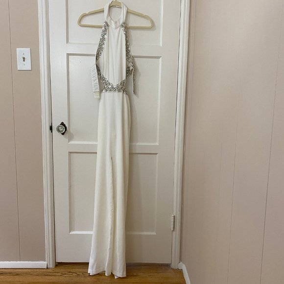 NBD Dresses & Skirts - NWT NBD X Revolve Nicolina Gown In White